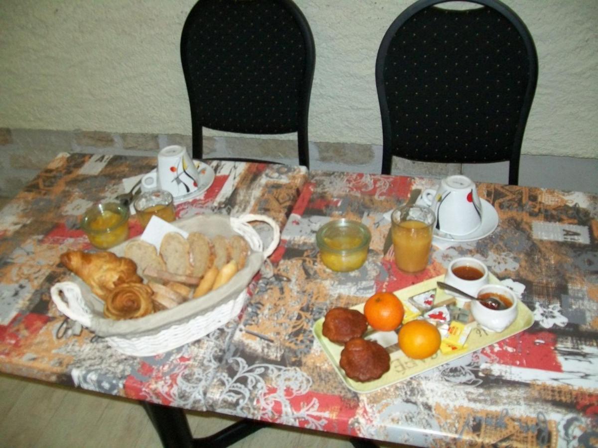 Saint Paul de Loubressac Hotel Au Charme Du Levat מראה חיצוני תמונה
